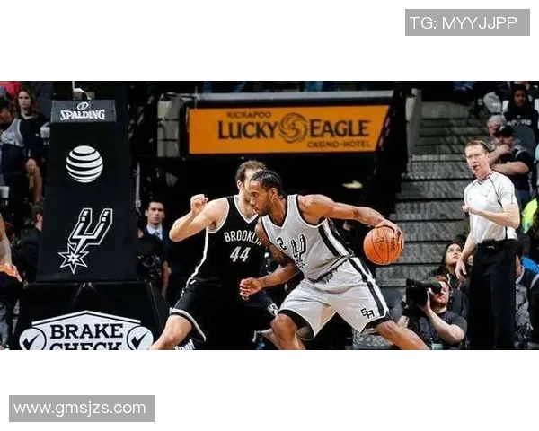 名记：拉梅洛·鲍尔目前交易价值高于莫兰特，低于夏天的贝恩